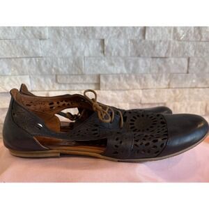 Spring Step Leather Oxford Shoes Black Laser Cut Lace Up Comfort Size 41/10